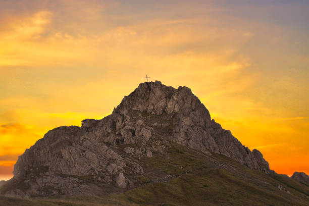 istock Beautiful Alpine landscape in Bavaria and Austria 1353410220