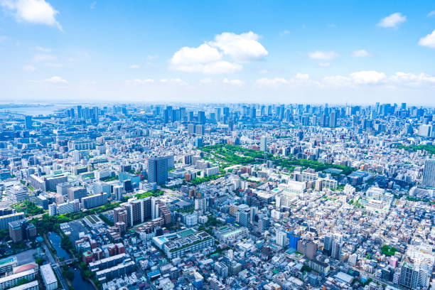 fotografía aérea del área urbana de tokio - tokyo prefecture tokyo tower japan cityscape fotografías e imágenes de stock