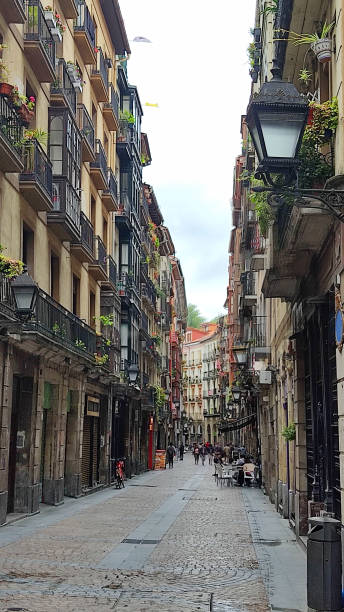 istock Bilbao old town on a rainy day 1353440656