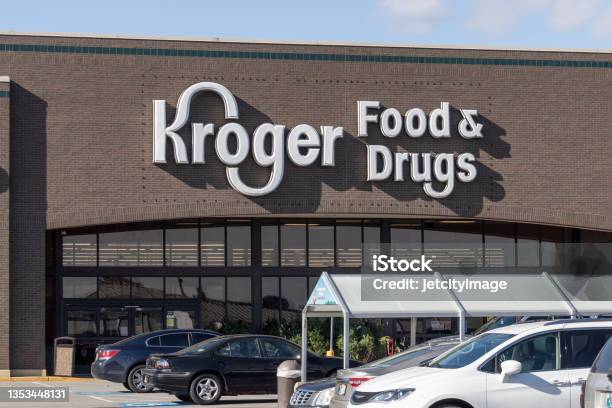 Kroger Supermarket Kroger Is One Of The Largest Grocery Store Chains In The United States Stock Photo - Download Image Now