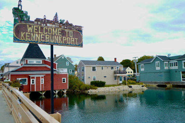 istock Kennebunkport, Maine in Autumn 1353452245