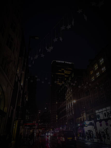 istock Oxford Street 1353473525