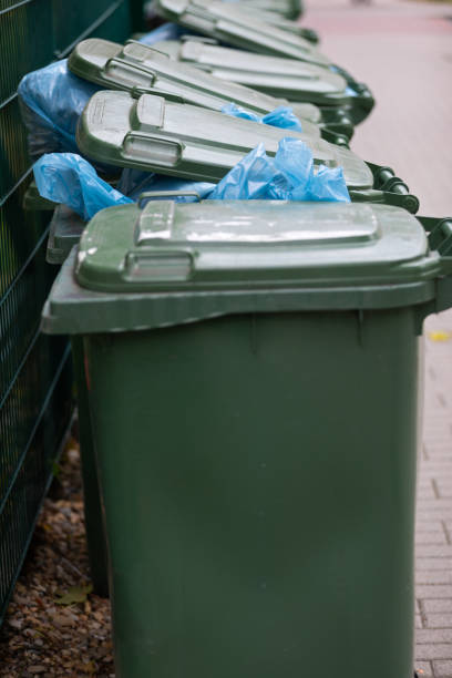 istock Trash bins on the streets of Budapest 1353538308