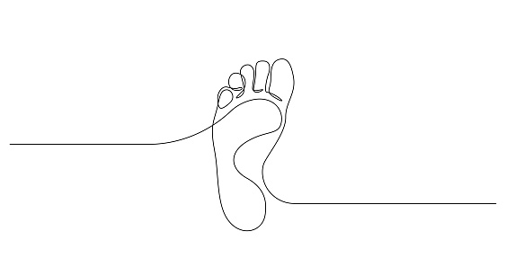 One continuous line drawing of bare foot. Elegance female leg in simple linear style. Concept of Wellness massage and Care about soft skin. Editable stroke. Doodle vector illustration.