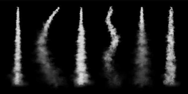 illustrations, cliparts, dessins animés et icônes de traînées de condensation d’avion réalistes. lancement de fusée spatiale. traînée de missiles ou de balles. pistes d’avions à réaction. nuages de fumée blanche, brouillard. flux de vapeur. illustration vectorielle - smoke trails