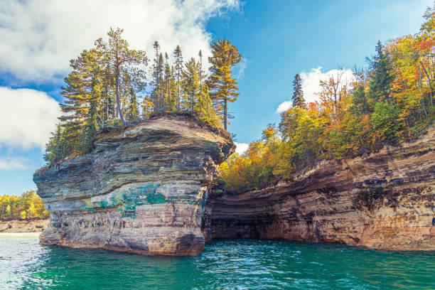 istock Pictured Rocks National Lakeshore 1353668390