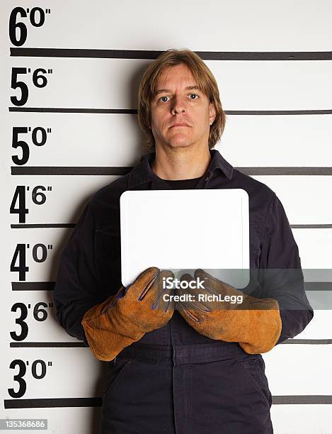 Mugshot De Um Homem - Fotografias de stock e mais imagens de Crime - Crime, Trabalhador da Construção Civil, Adulto