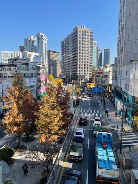 istock Hoehyeon Dong, Autumn Seoul 1353715965