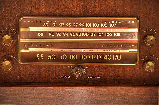 istock Vintage Tube Radio 135373947