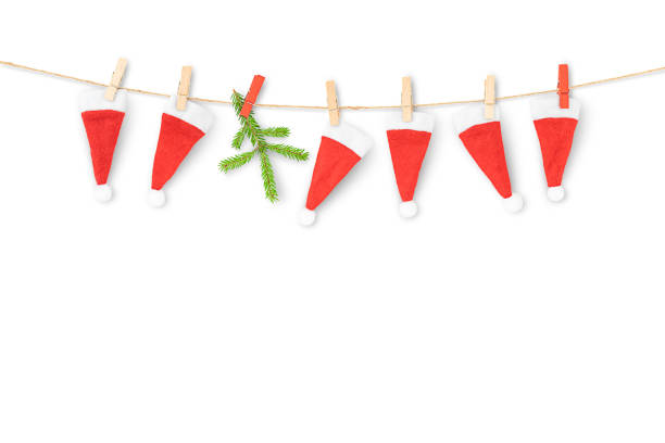 istock Christmas garland 1353772455