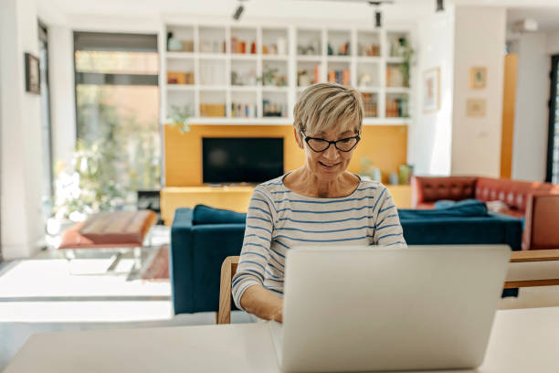 istock Enjoying a day at home 1353790105