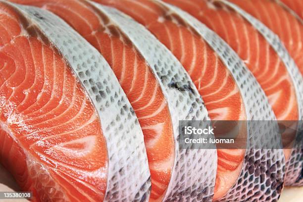 Лосось — стоковые фотографии и другие картинки Рыба - Рыба, Рыбный рынок, Крупный план
