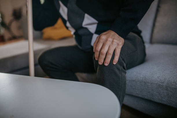 istock Pain in the human knee, arthritis 1353810957