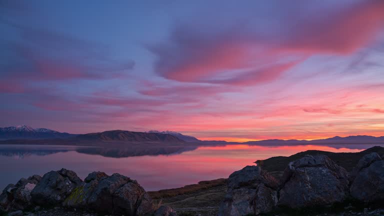 Timelapse of colorful sunset over Utah Lake from the Knolls