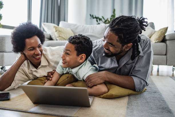 istock Family at home, using laptop 1353864766