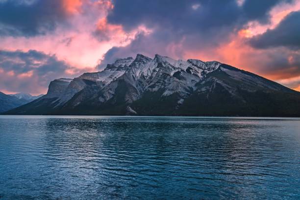 istock Morning Sunnrise Lighting Up Lake Minnewanka 1353865992