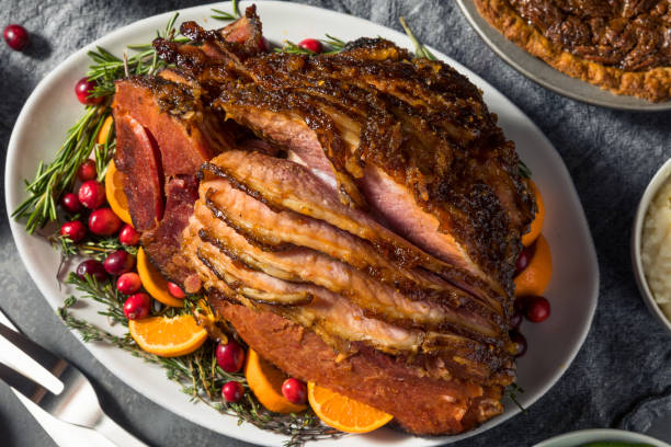 istock Homemade Christmas Ham Dinner 1353896757