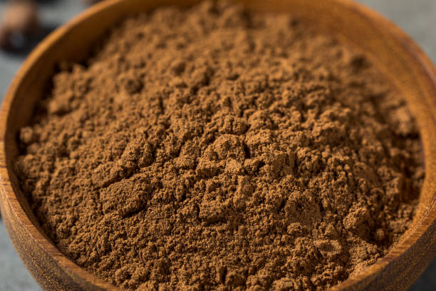 istock Organic Dry Ground Allspice 1353897518