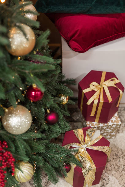 istock christmas interior glamor burgundy gold decor curtains 1353970002