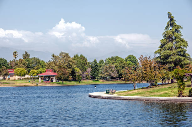 istock Lake Balboa California 1353985460