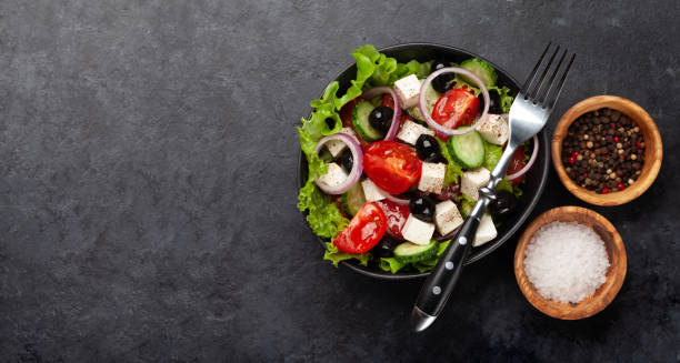 istock Classic greek salad 1353994185