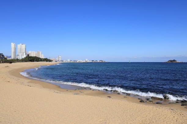 istock Oeongchi Beach in Sokcho, Gangwon-do, Korea. 1354089033