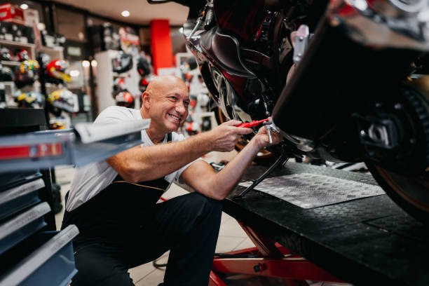 istock Bike repair 1354100342