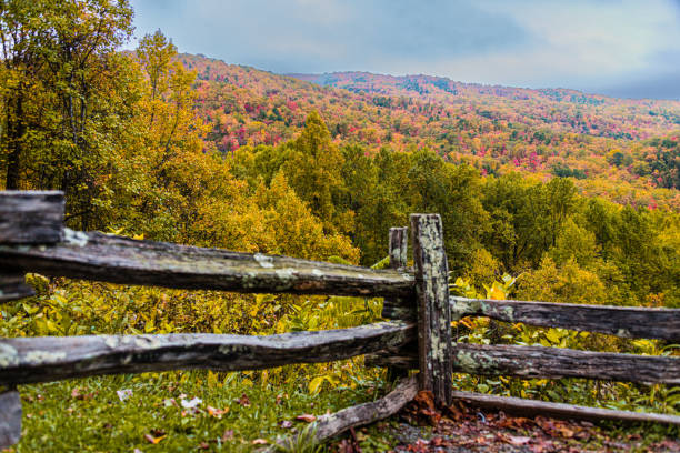 istock Smoky Hills in the Fall 1354113145