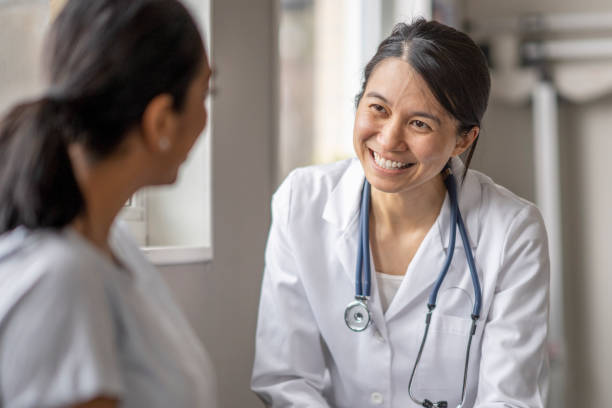istock Talking About Anxiety with the Doctor 1354178515