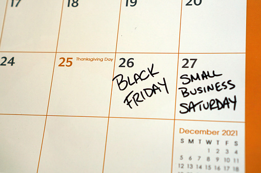 Calendar reminder about Small Business Saturday, a day to shop local during the holiday shopping season.