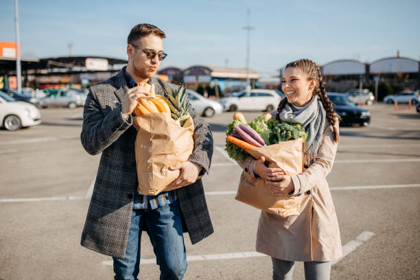 istock Carrying groceries 1354278269