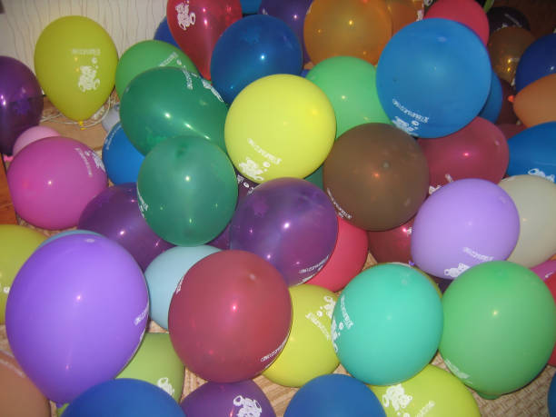 istock A lot of balloons 1354285705
