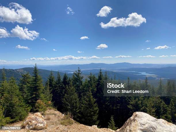 Mountain Valley In Spokane Washington Stock Photo - Download Image Now - Spokane, Valley, Cloud - Sky