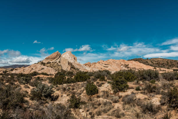 istock Jagged rock formations in the southern California desert 1354303310
