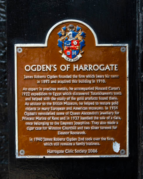 Ogdens of Harrogate Plaque in the town of Harrogate, North Yorkshire Harrogate, UK - August 30th 2021: A plaque marking the location and detailing the history of Ogdens of Harrogate, in the historic spa town of Harrogate in North Yorkshire, UK. howard carter stock pictures, royalty-free photos & images