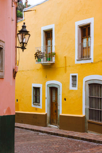 istock Alley in Guanajuato Mexico 1354312480
