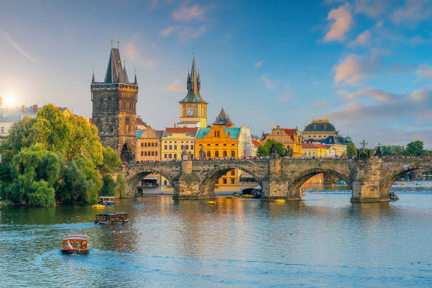 downtown prague city skyline, old town cityscape, czech republic - ponte carlos imagens e fotografias de stock