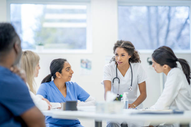 istock Medical Staff Meeting 1354316801