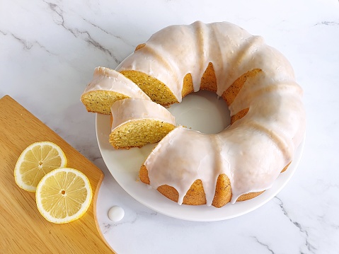 Lemon poppy seed pound cake