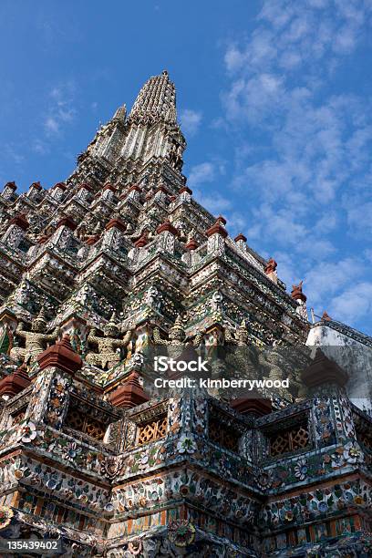 Wat Arun Rajwararam - Fotografias de stock e mais imagens de Antigo - Antigo, Ao Ar Livre, Arte