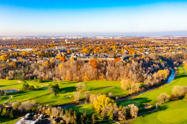 aerial view of residential distratic at rutherford road and islington ave., detached and duplex house, woodbridge, vaughan, canada - deciduous tree autumn canada house imagens e fotografias de stock