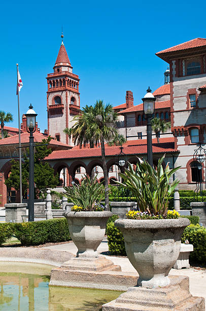 istock Flagler and Fountain 135447918