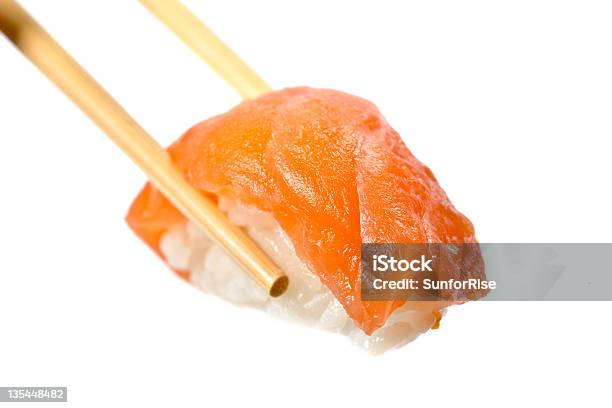 Sushi Al Salmone - Fotografie stock e altre immagini di Cibo - Cibo, Close-up, Composizione orizzontale