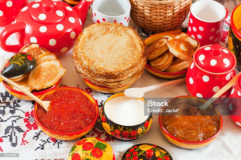 festival Maslenitsa pasto - Foto stock royalty-free di Antipasto