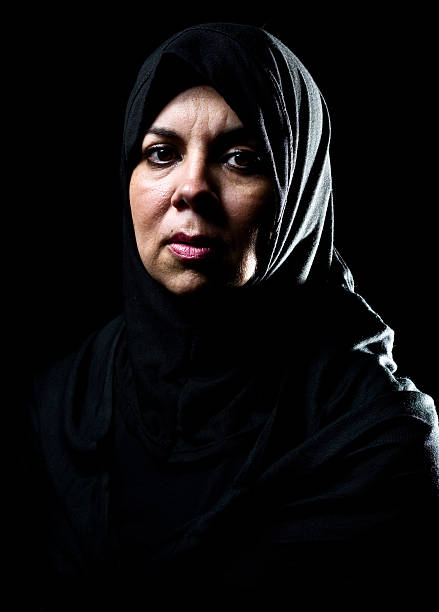 musulmana mujer madura - milfeh fotografías e imágenes de stock