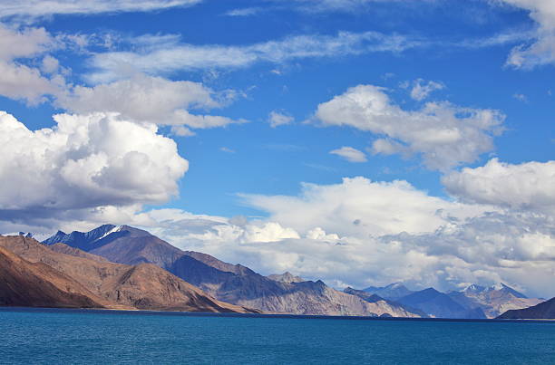 istock Pongong Tso lake, Ladakh 135456516