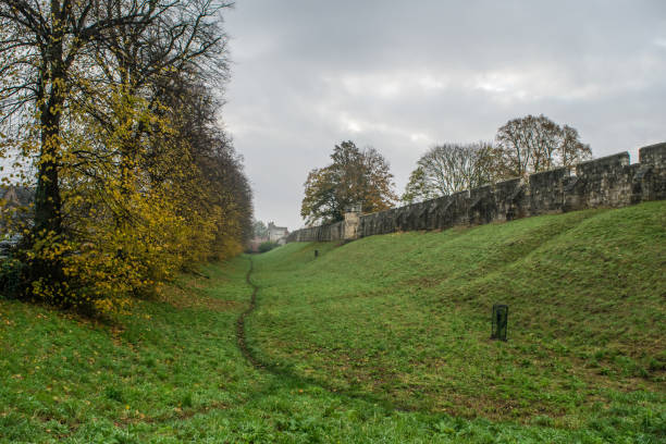 large mot outside medieval 13th century city wall in york england - york england england minster middle ages imagens e fotografias de stock