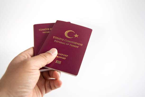 passaporto turco - security staff security airport airport security foto e immagini stock