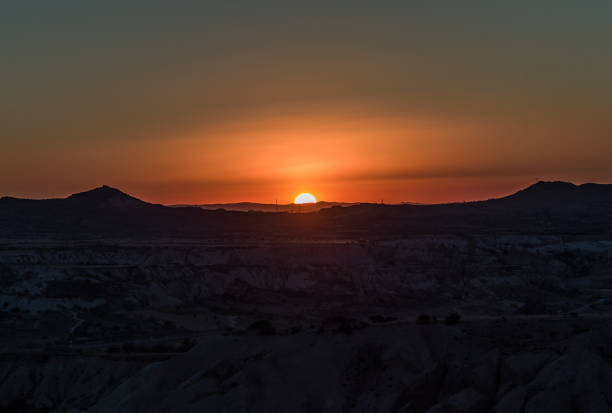 istock Sunset in the Sunset Valley 1354713048