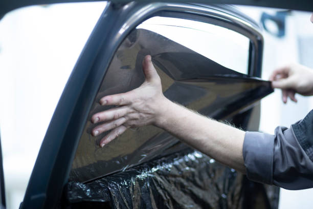 istock Tinting of car windows 1354729997